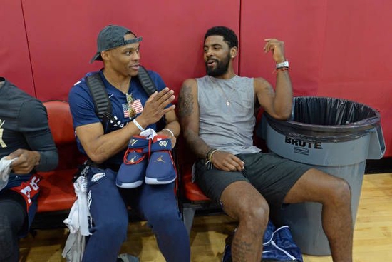 内锋斜插牵 内锋斜插牵