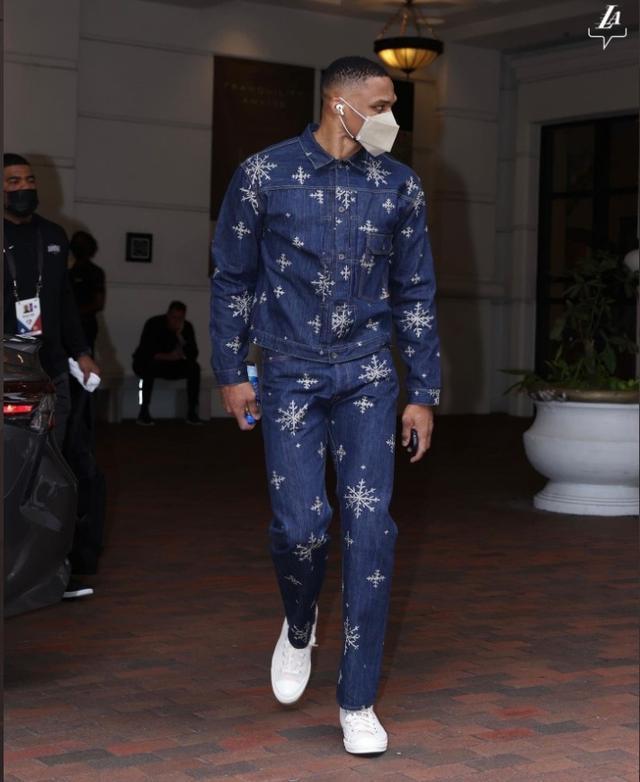 反击威胁巨 反击威胁巨