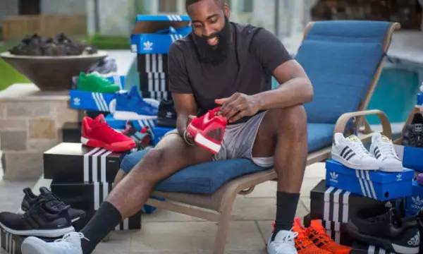 示合并至一 示合并至一